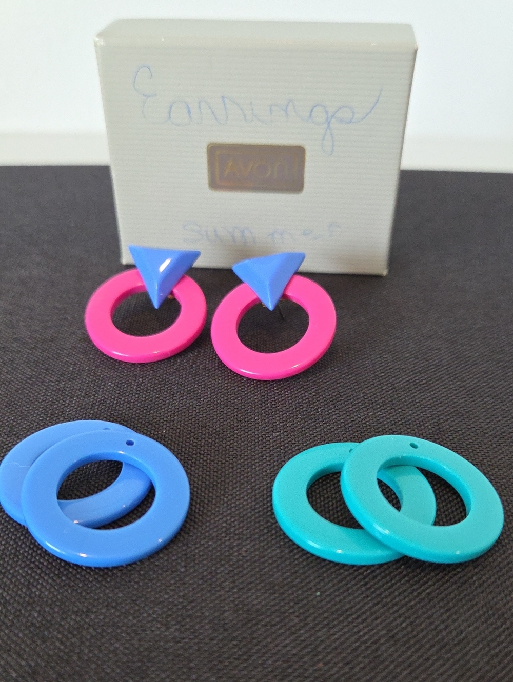 Vintage 1986 Avon "Color Schemes" interchangeable earring set